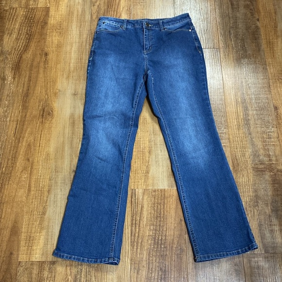 Christopher & Banks boot cut blue jeans size 4P - Picture 3 of 8